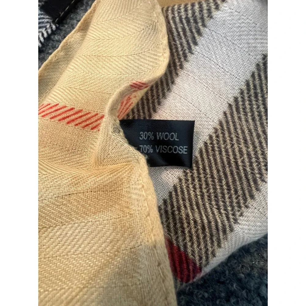 Source Unknown cream vintage square